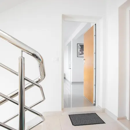 Апартаменты Ana